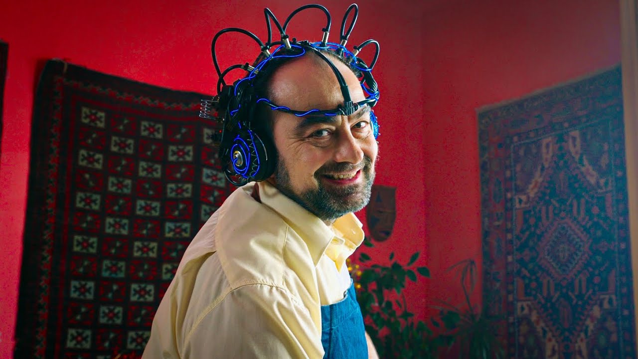 YouTubeでSaya Noé - Thunder (Official Music Video)を視聴 YouTubeでSaya Noé - Thunder (Official Music Video)を視聴