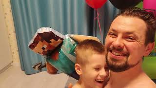 видео: Happy birthday! С Днём Рождения! У Кика Бамбига!!! Ромке 8 (вмень) лет!!! #гарамуда #деньрождения #8 картинка: Happy birthday! С Днём Рождения! У Кика Бамбига!!! Ромке 8 (вмень) лет!!! #гарамуда #деньрождения #8