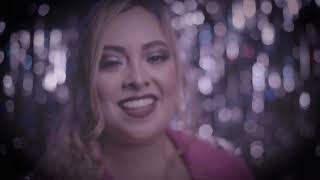 Mr Chocolate Oficial Video - Caro James
