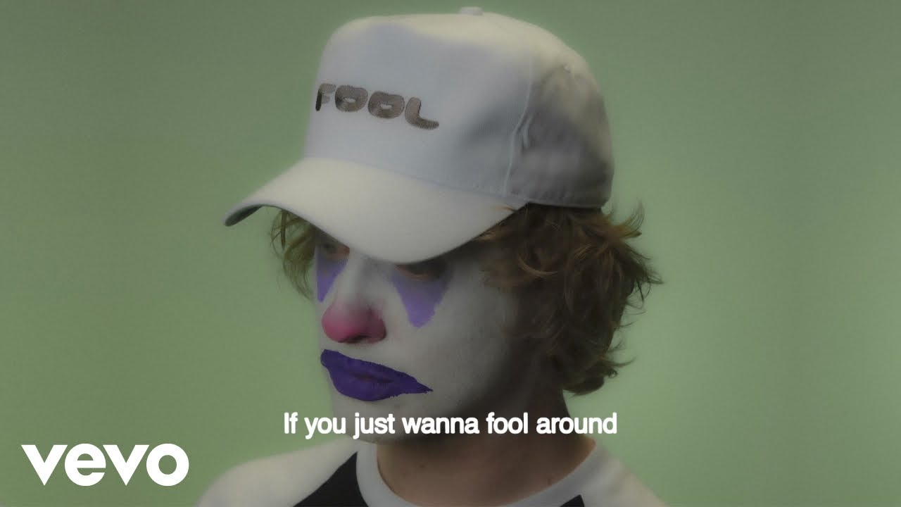 Matthew Young - Matthew Young – Fool Around (Lyric Video) Matthew Young - Matthew Young – Fool Around (Lyric Video)