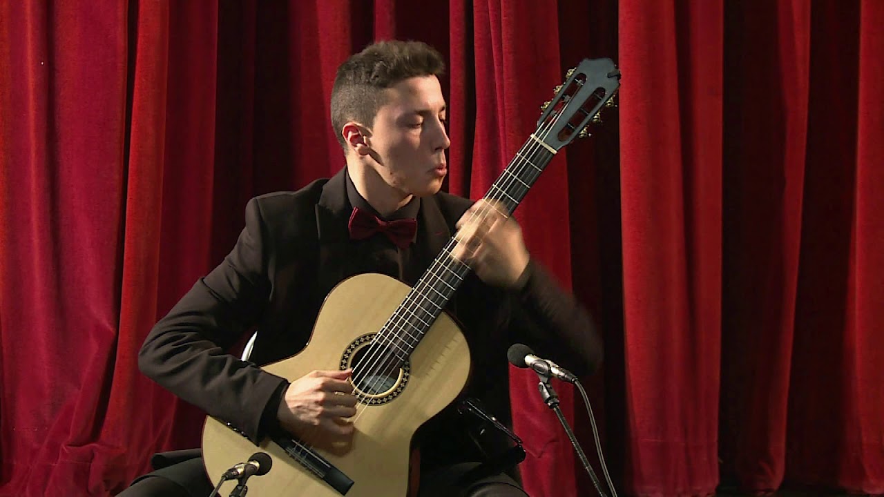 Classical Guitar Recital by Ilin Papazyan - YouTube