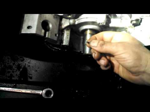 Chrysler 3.5L crankshaft pulley guide pin removal tip for crankshaft seal