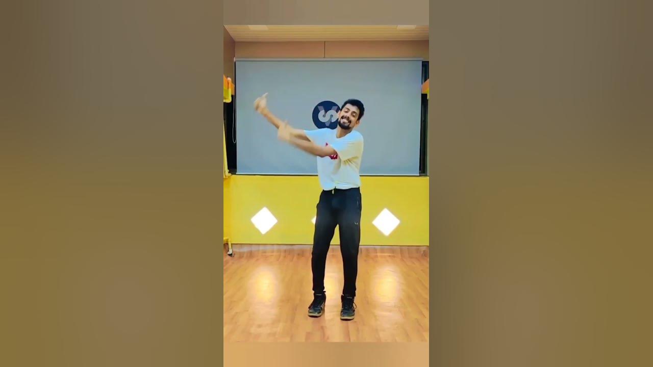 alcoholia signature step | hrithik roshan | vikram vedha #vsshorts #alcoholia #alcoholiasong