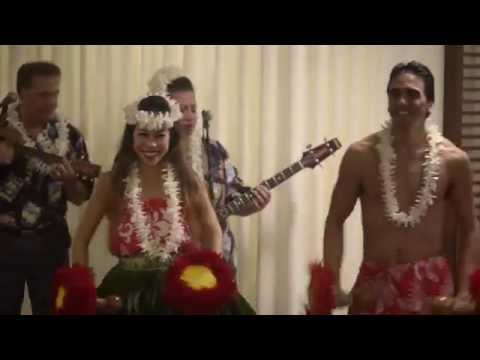 Hawaiian Airlines' Pau Hana Fridays - Hawaiian Airlines Serenaders - Hu`ehu`e