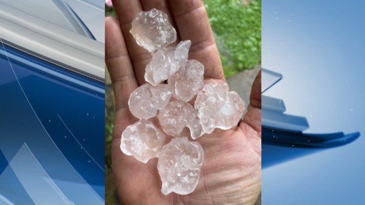 Quarter-size hail falls in Glenfield - YouTube