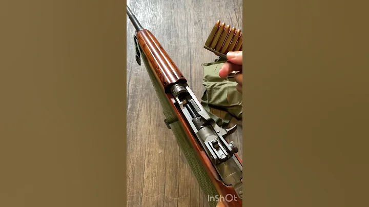 Two ways to load an M1 Carbine #ww2