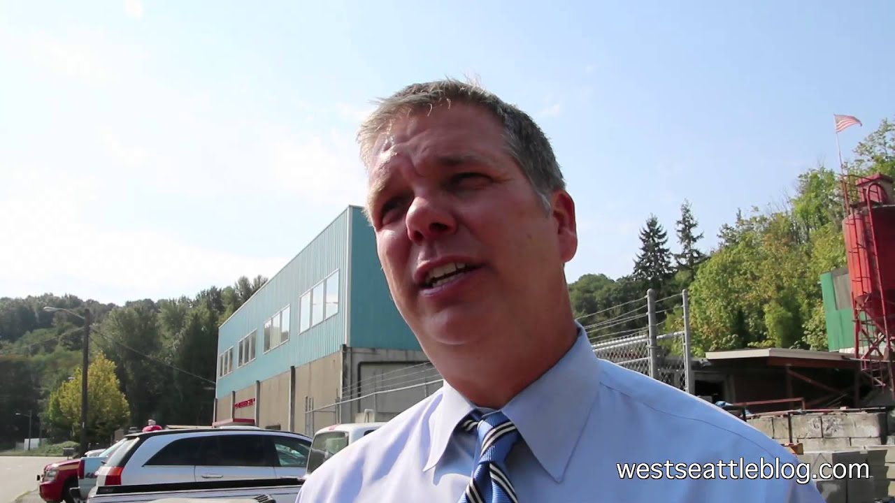 Cement-shed accident brings Seattle Fire 'heavy rescue' response - YouTube