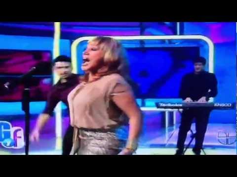 Laura Leon dos