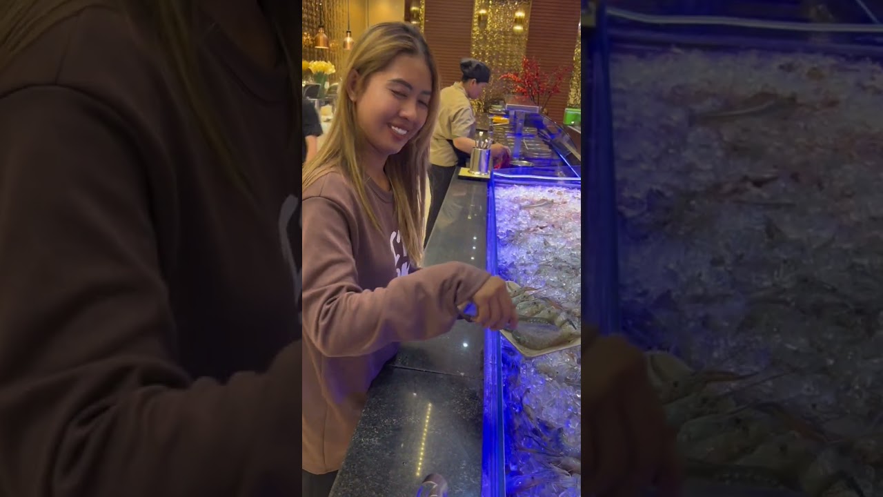 ខាងជួបបងប្រុសបងស្រីមកពី ប្រទេសយូហ្សាលែន