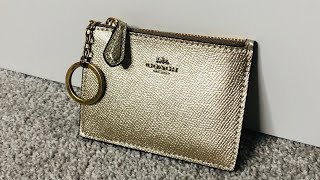 COACH Mini ID Skinny Card Case Metallic Soft Gold #coach #coachoutlet #unboxing #slg screenshot 4