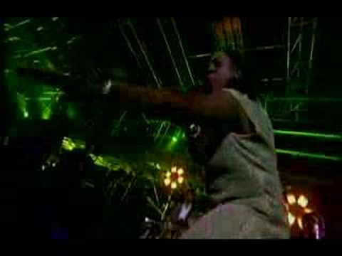 "Amazing Grace" - Sharon Jones & The Dap-Kings Live
