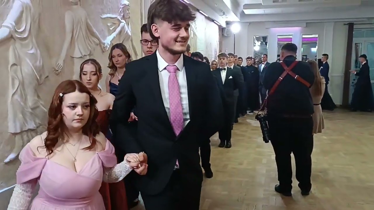 Studniówka Zespołu Szkół Ponadpodstawowych w Niemcach 