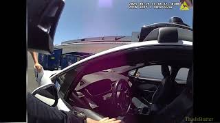 Bodycam shows a driverless Waymo car pulled over by Phoenix police officer video