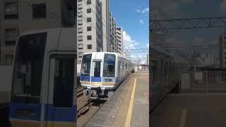 南海本線（南海電気鉄道1000系電車1009F）各停 和歌山市駅行、大阪市の天下茶屋駅に到着。Nankai Line at Tengachaya Station, Osaka JAPAN TRAIN