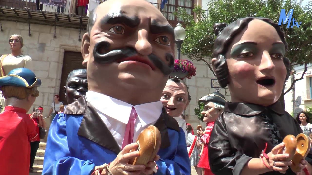 Maestrat Tv - Vinaròs - 75 Aniversari dels Nanos i Gegants Vells