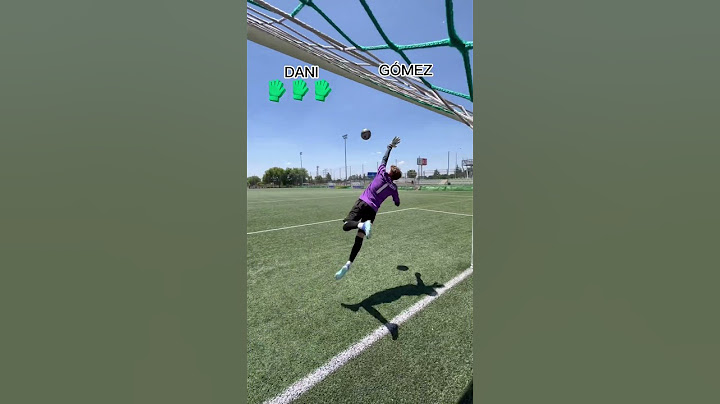 RETO de PORTERO🧤🔥 vs @gomeznawer 🧤🥅 #goalkeeper #football #viral #shorts