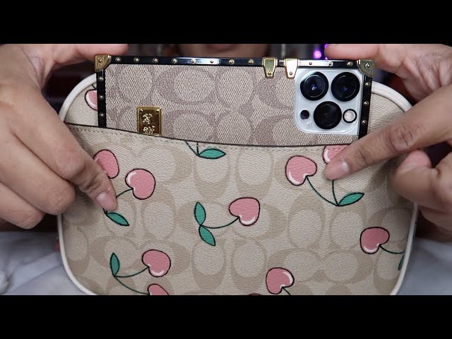 COACH HEART CROSSBODY WITH QUILTING ♡ review, what fits *relaxing