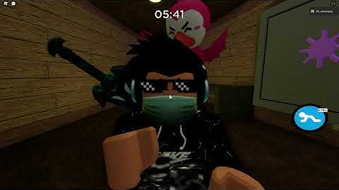 Beating House in Roblox Piggy whole only crouching - SG_masterpigman