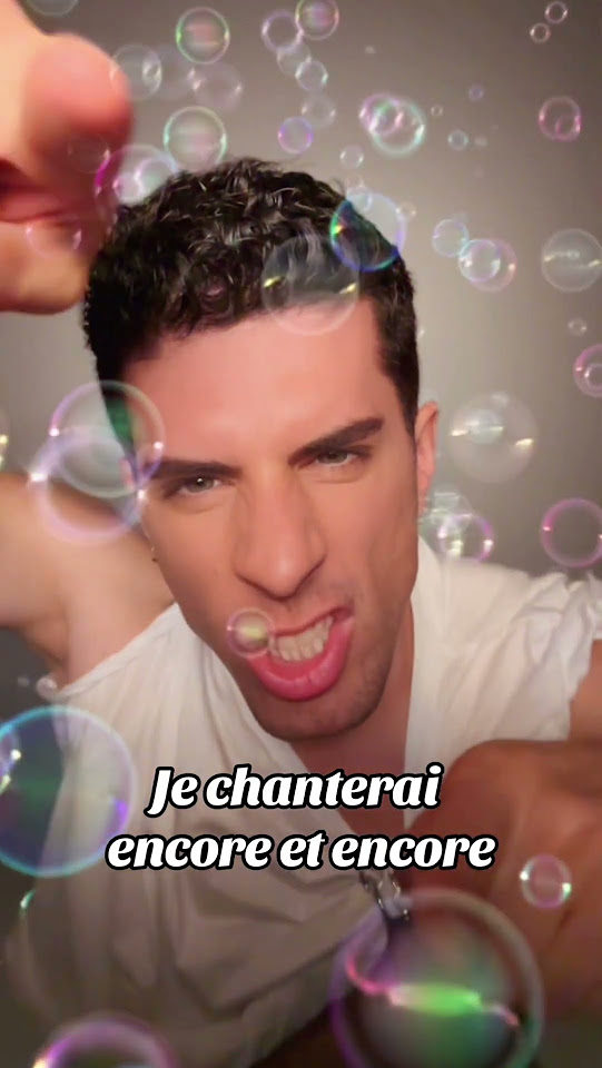 Que ça plaise ou non, je chante et je chanterai… 🎤 YouTube