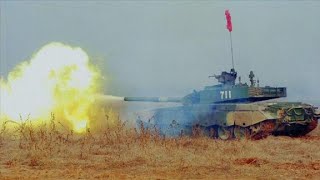 除了火力强大 15式轻型坦克还有一项绝活儿 足矣令对手瞬间崩溃