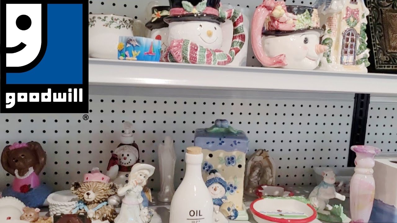 THRIFT WITH ME AT GOODWILL - YouTube
