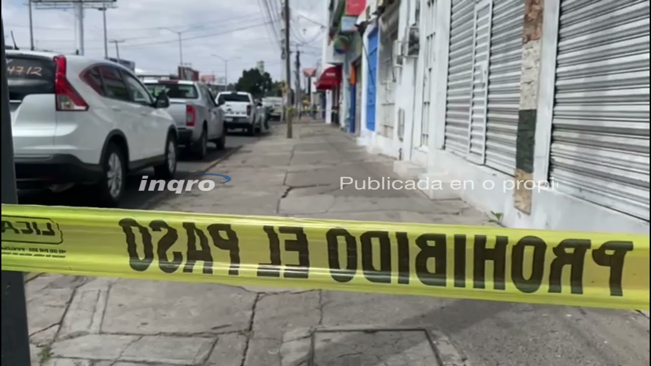 Localizan motocicleta en la que huyeron los presuntos responsables de incendio en Oxxo