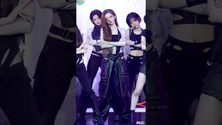 Tsuki has too much aura 🌹#kpop #zap #billie #tsuki