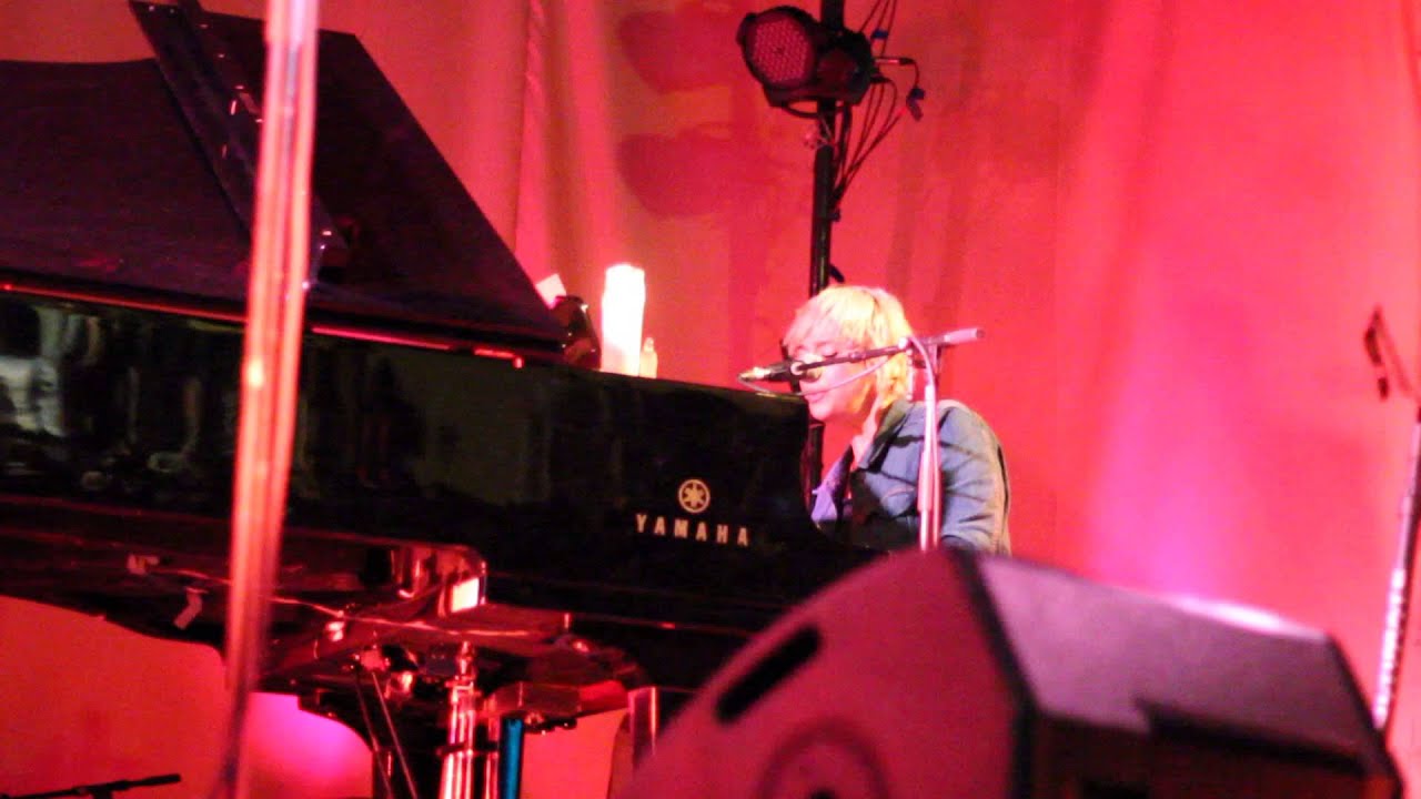 Cat Power-Brooklyn Masonic Temple-In This Hole