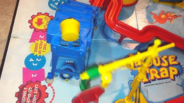 Mouse trap 1999 version in slow motion