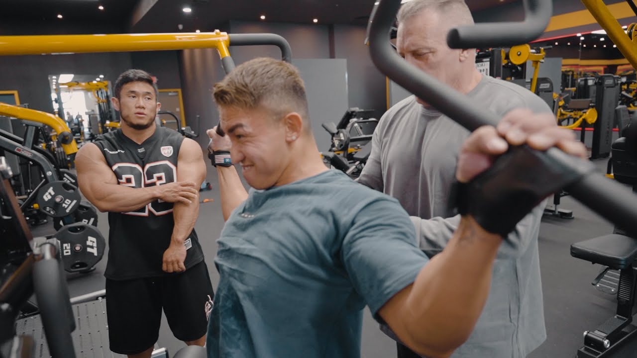 アジア最強のトップビルダーと背中の合トレしたら過去一地獄だった。