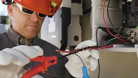 Megger Insulation Resistance Testing for PV - MIT2500