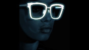 Glow in the Dark Portrait Effect Photoshop Tutorial