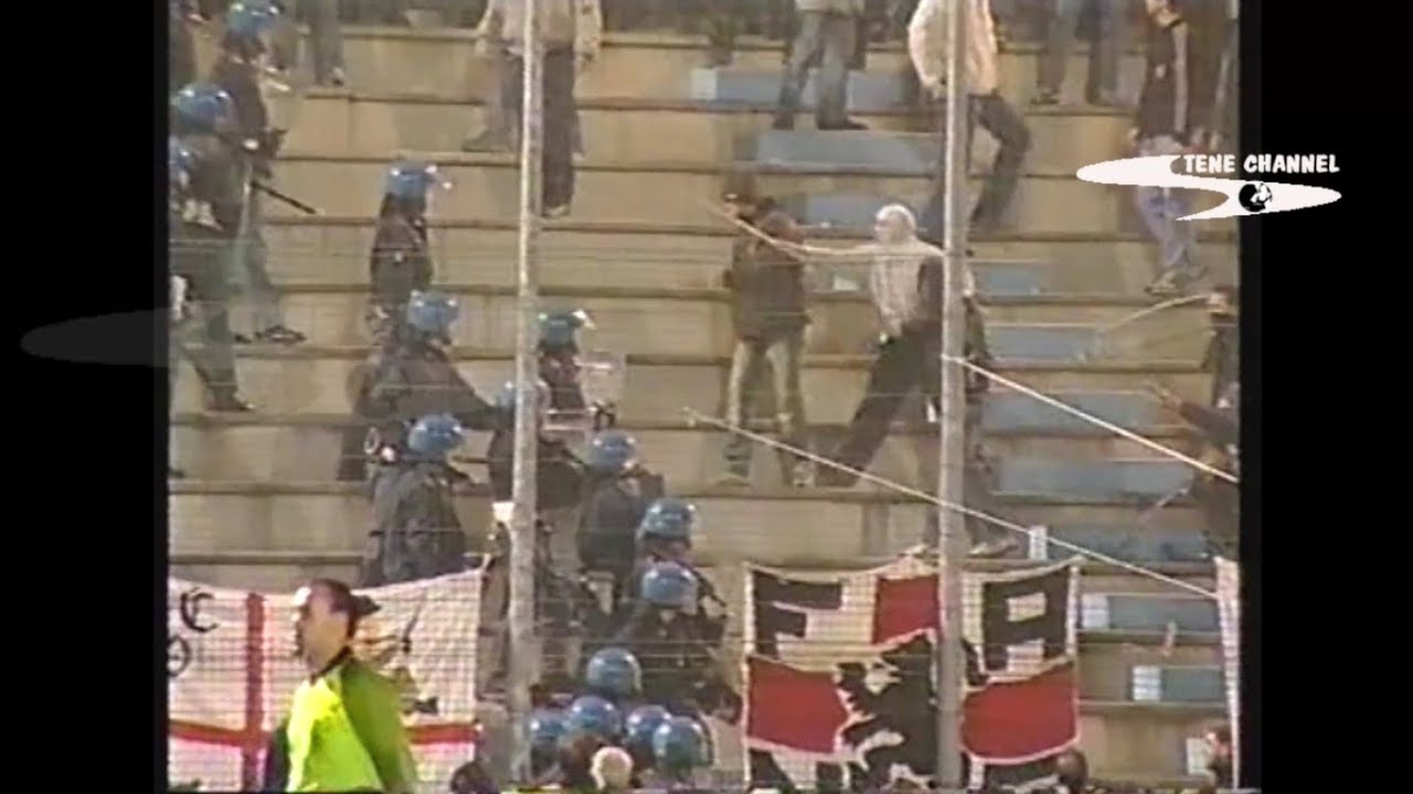TREVISO-PADOVA 1-0 SERIE C1 4 NOVEMBRE 2002 INCIDENTI SUGLI SPALTI SCONTRI ULTRAS PADOVA