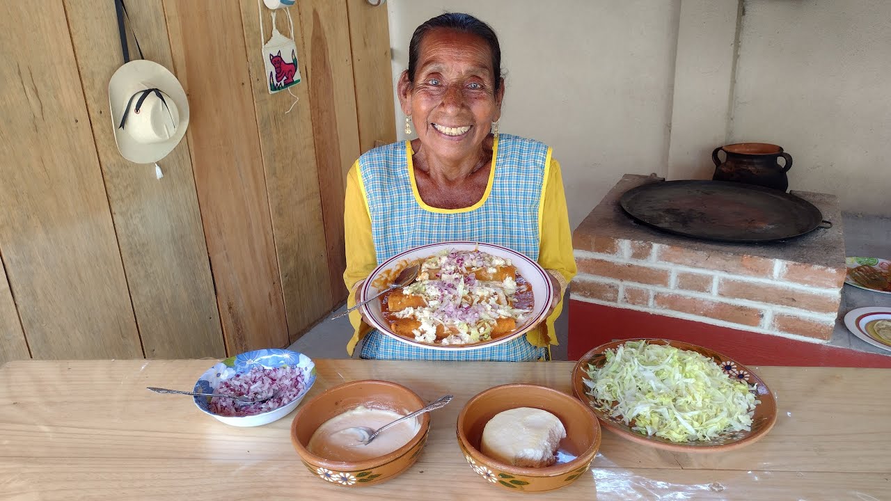 ASI HAGO LAS TRADICIONALES ENFRIJOLADAS MEXICANAS | DOÑA LUPITA