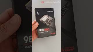 The specifications of the Samsung 980 Pro SSD 2TB M.2 PCI Express 4.0