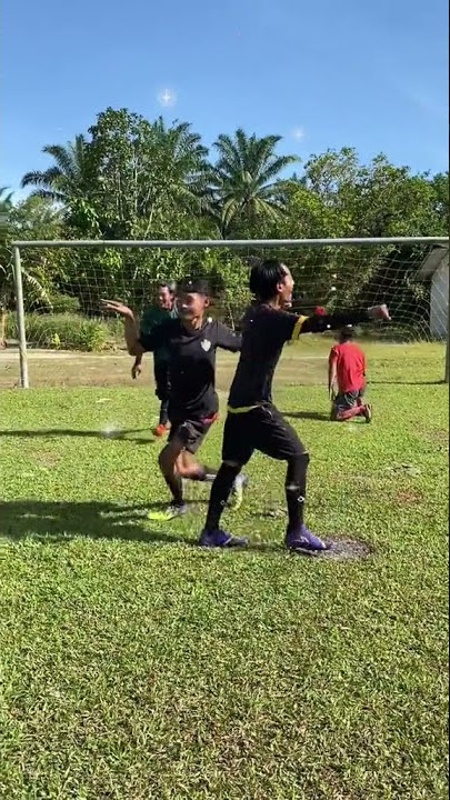 STORY AF2C beni ngontrol pantulan crosbar pakek pantat