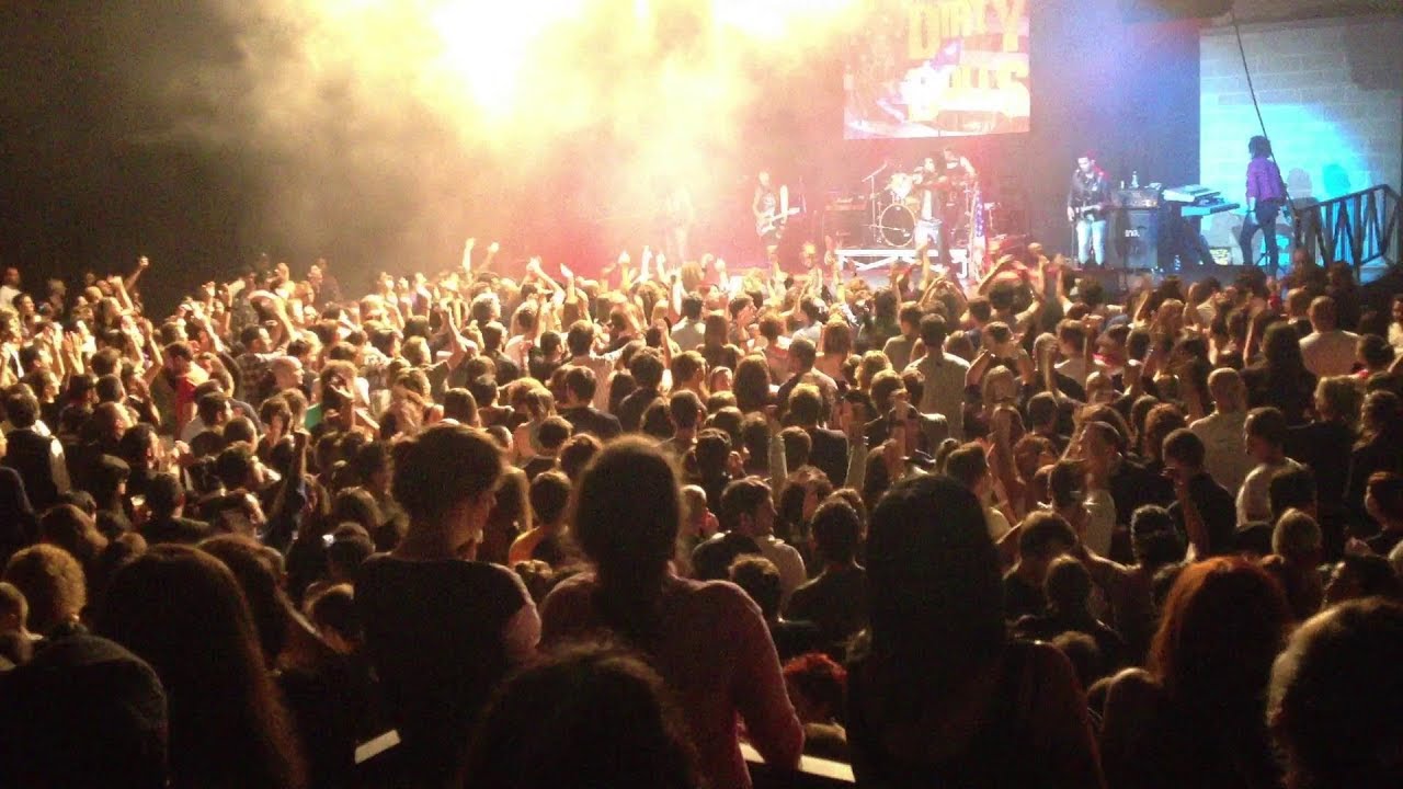 Dirty Dolls trailer 2019