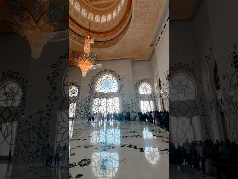 Worshipers Mesmerized at Grand Mosque #ramadan #shortsfeed #shorts #vlog #dubai #vlog