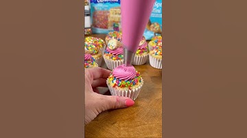 Thumbnail of Easy Sprinkle Cupcakes 🧁SUBSCRIBE for more easy desserts 😃😃 #sprinkles #cupcakes