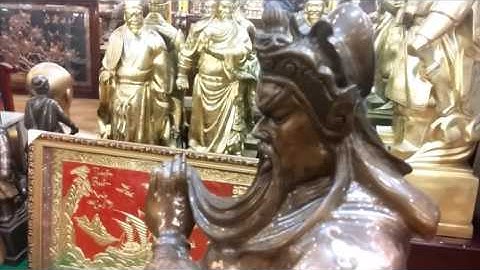 Tượng Quan Công bằng đồng đỏ khảm tam khí cao cấp