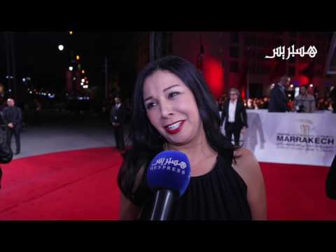 منى فتو ترد على منتقدي أزيائها 