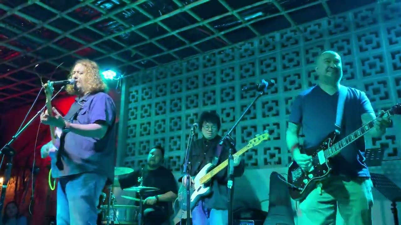 WE ARE IMAGINARY - A GOOD KIND OF SAD (ORIGINAL)