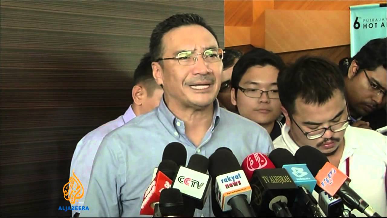 سفينة صينية تبحر باتجاه حطام محتمل للطائرة MH370