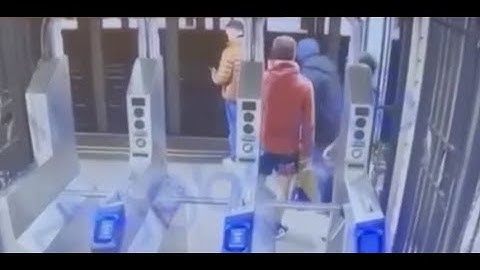 Man pushed onto subway tracks in NYC: police
