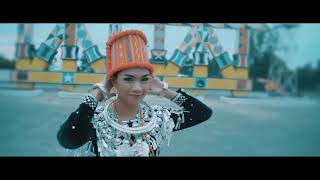 Miniatura del video "Kachin Dance song[ah moom]manau mahkawn[jinghpaw ah moon]Ah Moon - Jinghpaw- အမွှန်း"