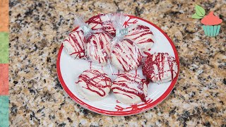 Chocolate Covered Peppermint Oreos | Holiday Favors!