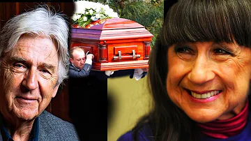 Judith Durham Funeral: Bruce Woodley Breaks Down In Tears At  State Memorial Service 😭