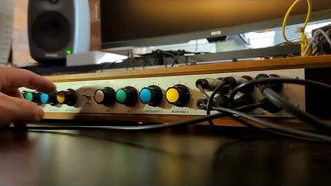 Digitana Electronics - DHPF E.M.S. Synthi 100 Rack Module - Series Mode