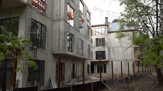 Строительство незаконного общежития остановили в Мытищах