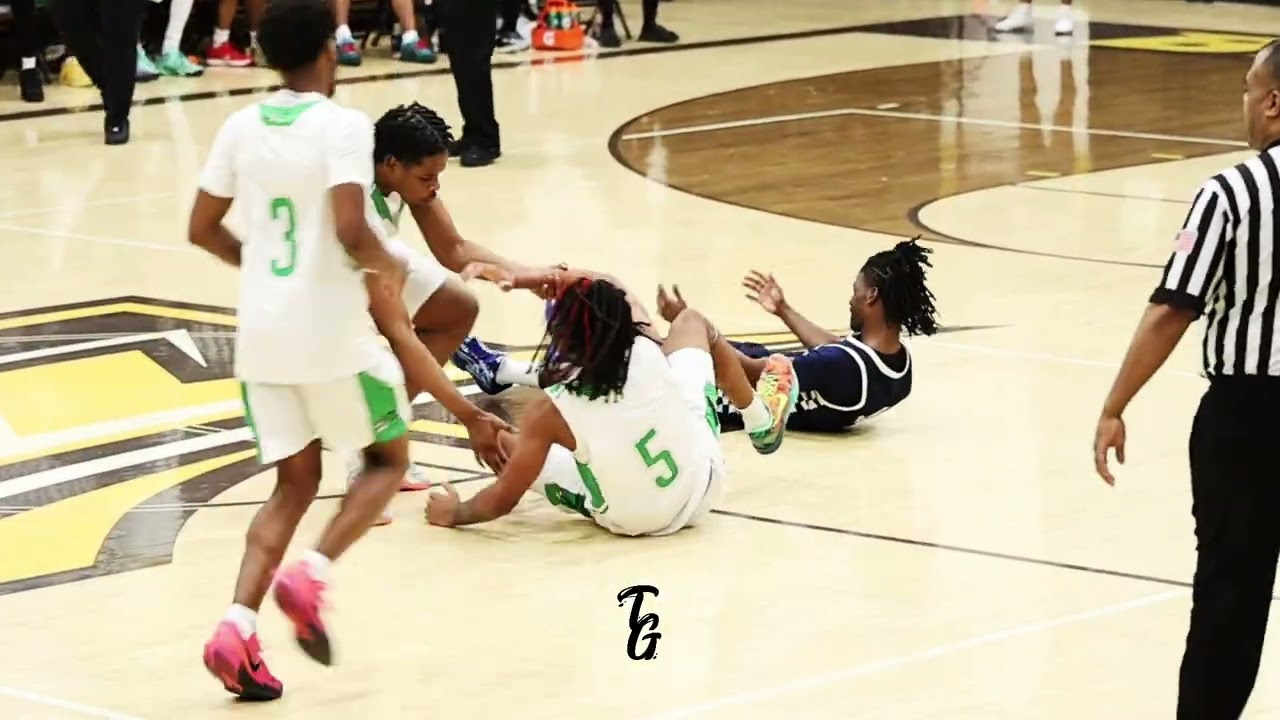 AJ McGuinea highlights vs Twinsburg 🎥: @TGMED1A 